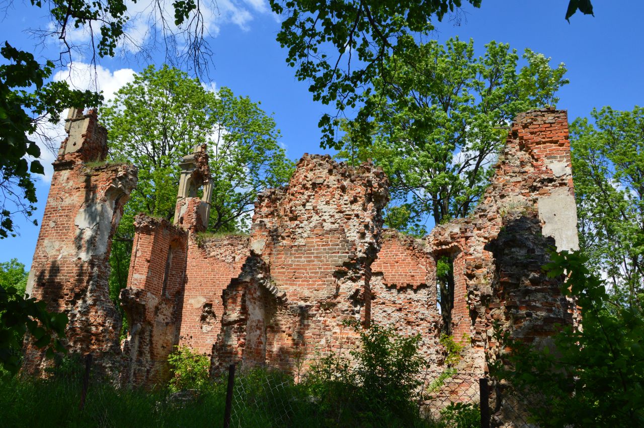 Ruiny kościoła zamkowego
